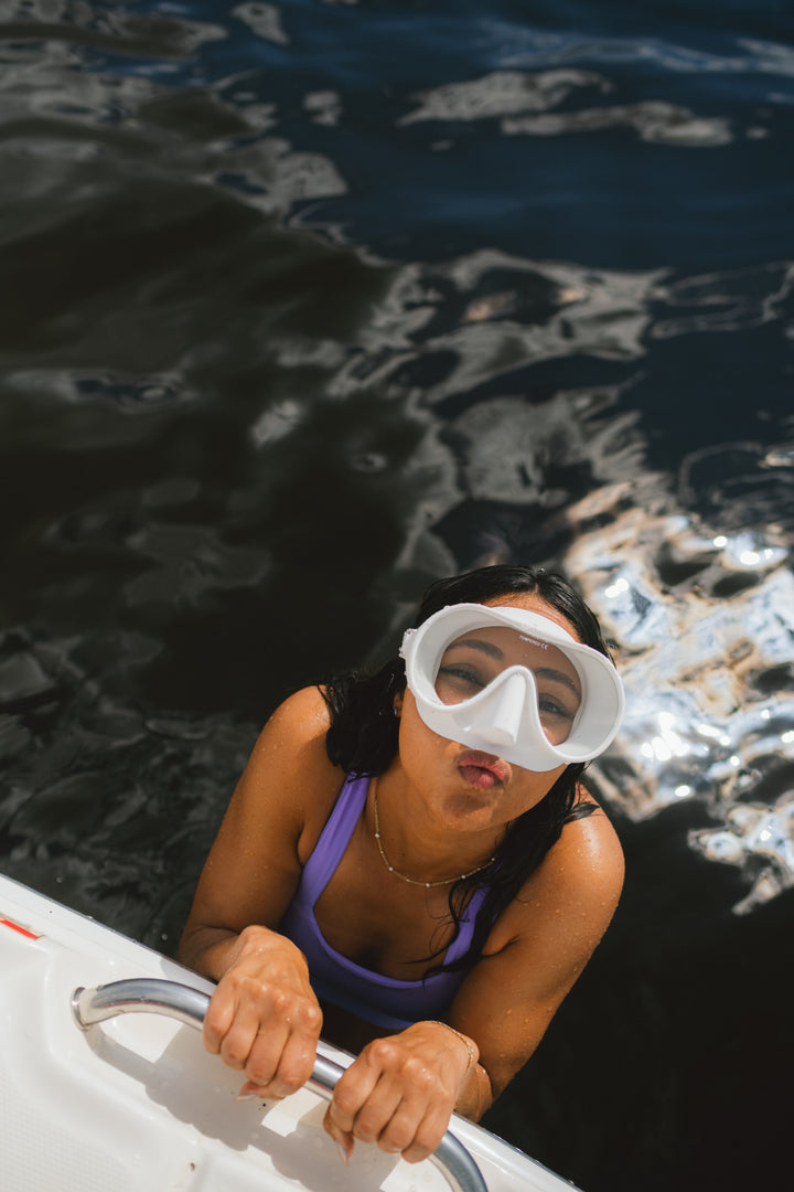 Cloud White Adult Scuba Goggles